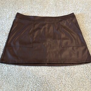 Women’s faux leather skirt
